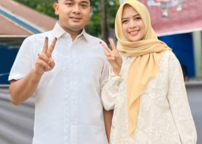 Didampingi Istri Tercinta, Agus Rubiyanto Nyoblos Di TPS 7 Wiroto Agung 