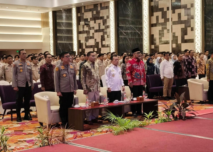 Gubernur Al Haris Apresiasi Program MBG : Tak Hanya Entaskan Stunting, Tapi Dongkrak Ekonomi Petani Jambi