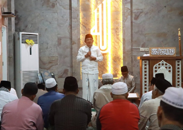 Safari Ramadan MUI Jambi di Tanjab Barat: Bupati Anwar Sadat Ajak Perkuat Ukhuwah di Masjid Al-Anwar