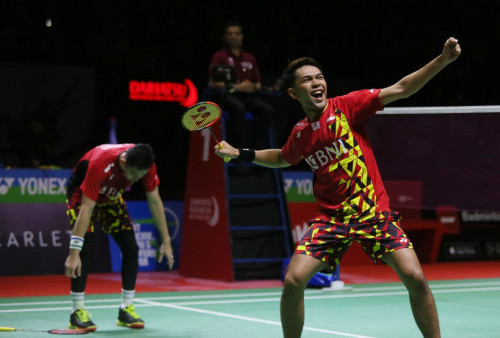 Tumbangkan Bagas/Fikri, Fajar/Rian Melenggang ke Perempat Final Indonesia Open 2022