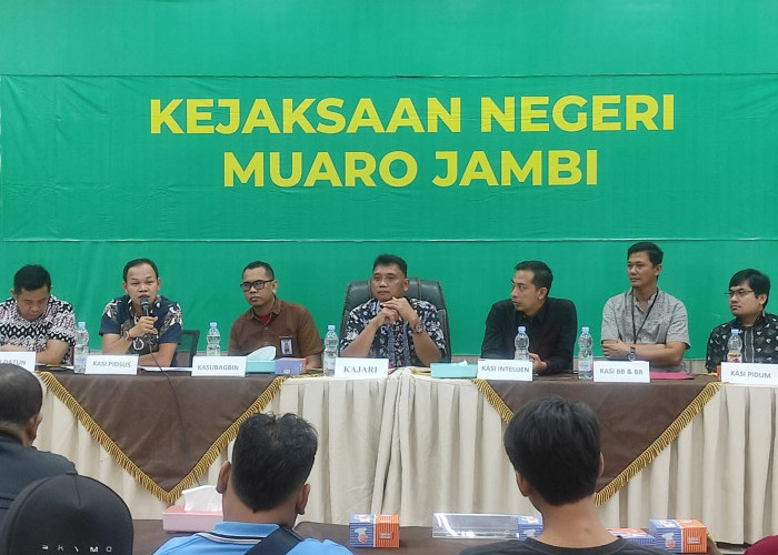 Kasus Dugaan Korupsi Lahan Transmigrasi, Penyidik Kejari Periksa 15 Saksi Termasuk Mantan Bupati Muaro Jambi