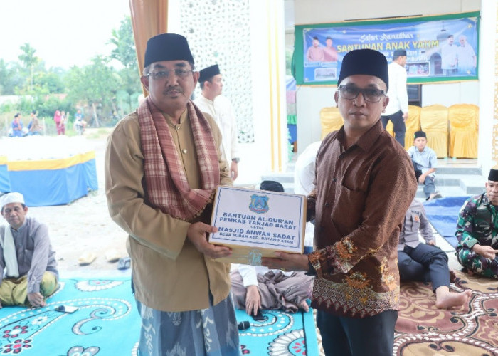 Pemkab Tanjabbar Gelar Safari Ramadhan di Desa Suban, Sampaikan Program Pembangunan dan Santuni Anak Yatim