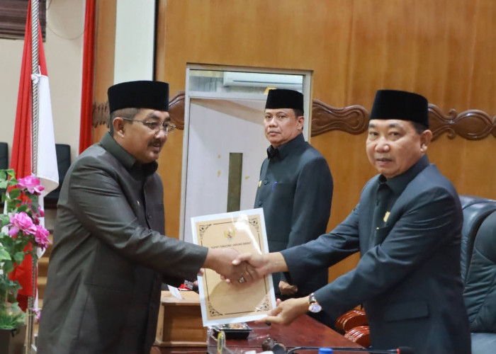 Bupati Anwar Sadat Apresiasi Sinergi Fraksi dalam Pembahasan Ranperda