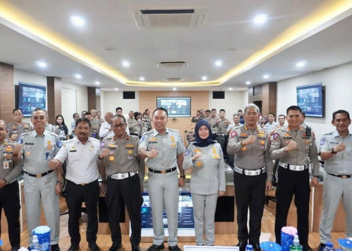 Jasa Raharja dan Korlantas Polri Gelar Supervisi Pelayanan STNK dan TNKB di Kepulauan Riau