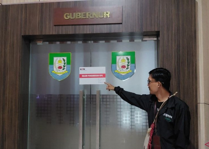 Ruang Kerja Gubernur dan Sekda Bengkulu Disegel KPK, Rosjonsyah Gunakan Aula untuk Rapat 