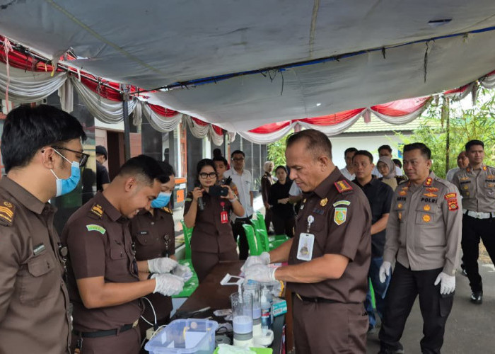 Status Inkracht, Kejaksaan Negeri Batang Hari Musnahkan Barang Bukti dari 28 Perkara Tindak Pidana 