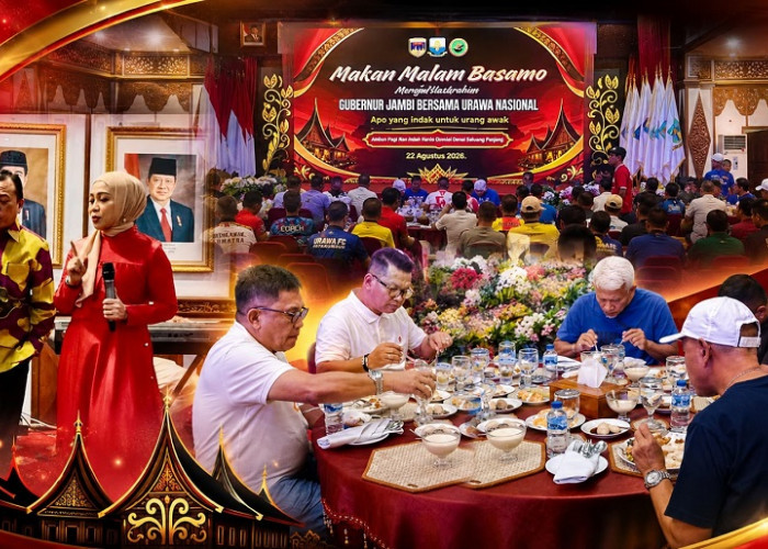 Gubernur Jambi Al Haris Jamu Makan Malam Tim Urawa Nasional di Rumah Dinas