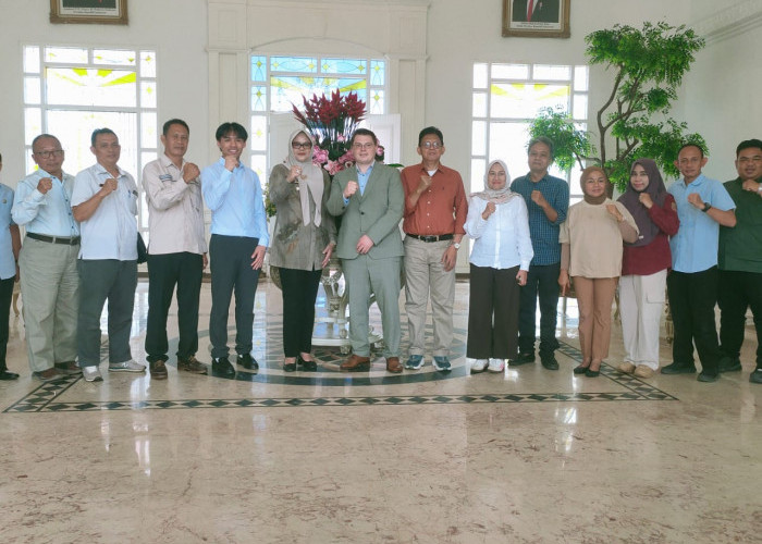 Investor Jerman Lirik Potensi Kelapa Tanjabtim