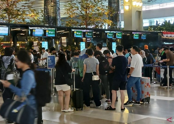 Imbas Penutupan Wilayah Udara, Penerbangan Menuju Timur Tengah di Bandara Soetta Alami Penundaan