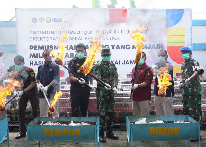 Danrem 042/Gapu Hadiri Pemusnahan Barang Milik Negara Hasil Penindakan Kepabeanan dan Cukai