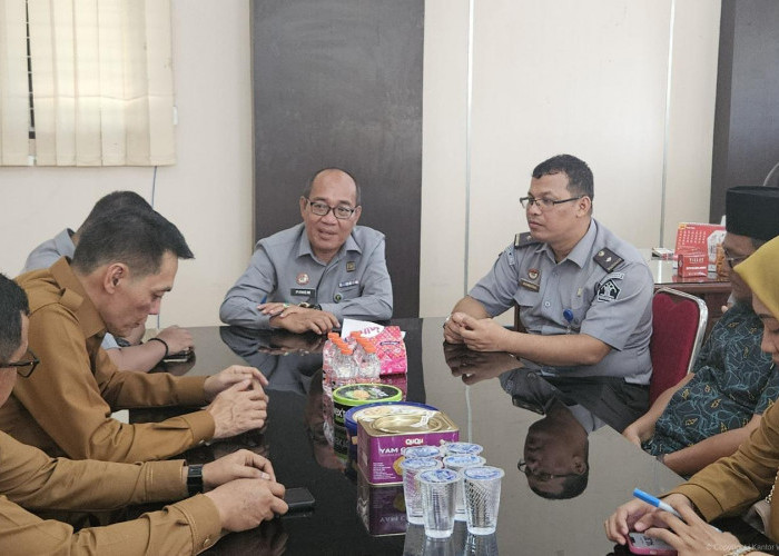 Wakil Ketua DPRD Tanjab Barat Kunjungi Kanwil Kemenkum Jambi Terkait Raperda Inisiatif