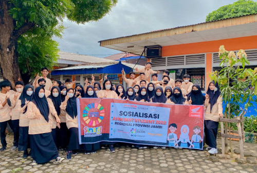 Sasar Ratusan Pelajar SMA, Sinsen Gelar Sosialisasi AHM Best Student 2022 