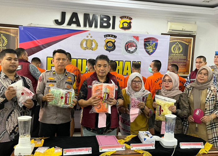 Polda Jambi Musnahkan 5,4 Kg Sabu dan Ribuan Ekstasi 