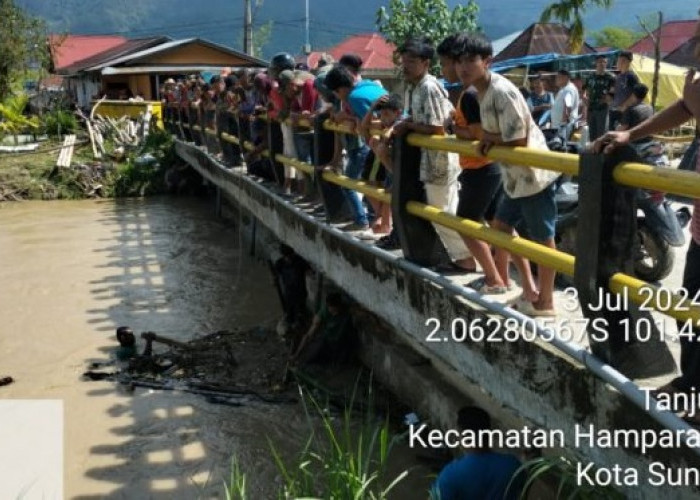 BREAKING NEWS: Mayat Perempuan Ditemukan Mengapung di Sungai Penuh