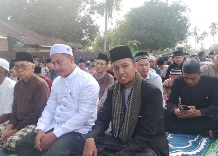 Warga Lintas Iman Ikut Amankan Salat Id di Simpang Rimbo, Suasana Haru Pecah di Lapangan Abadi Raya