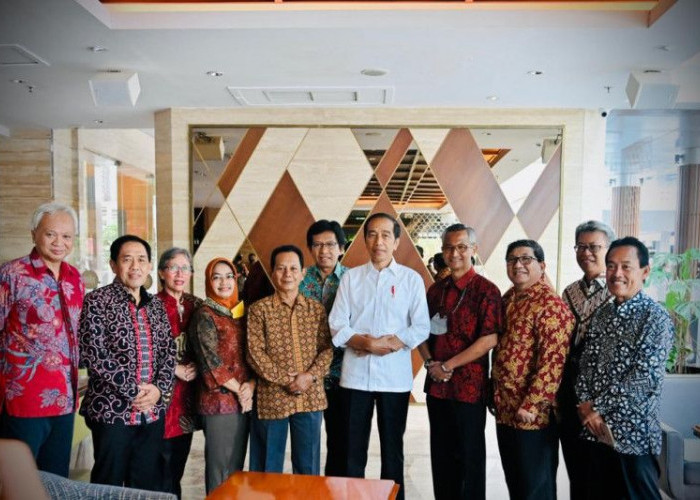 Teman Kuliah Jokowi di UGM Buka-bukaan Soal Masa Lalunya