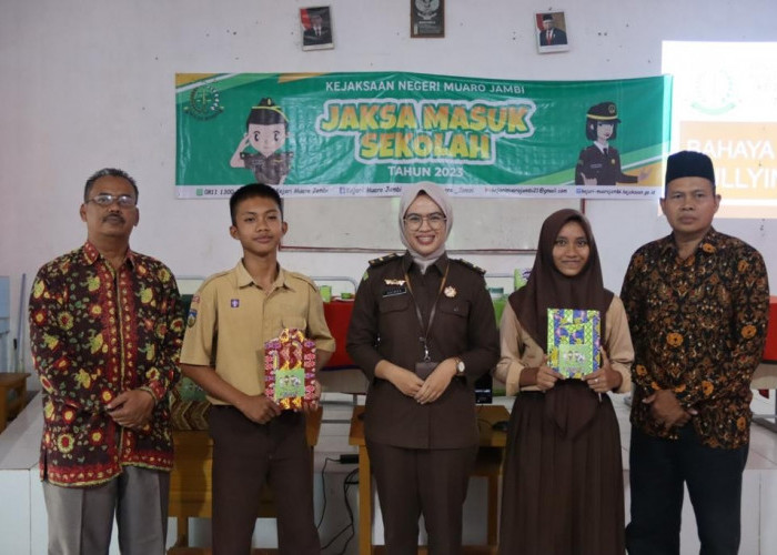 Berikan Edukasi Hukum ke Siswa, Kejari Muaro Jambi Luncurkan Program JMS