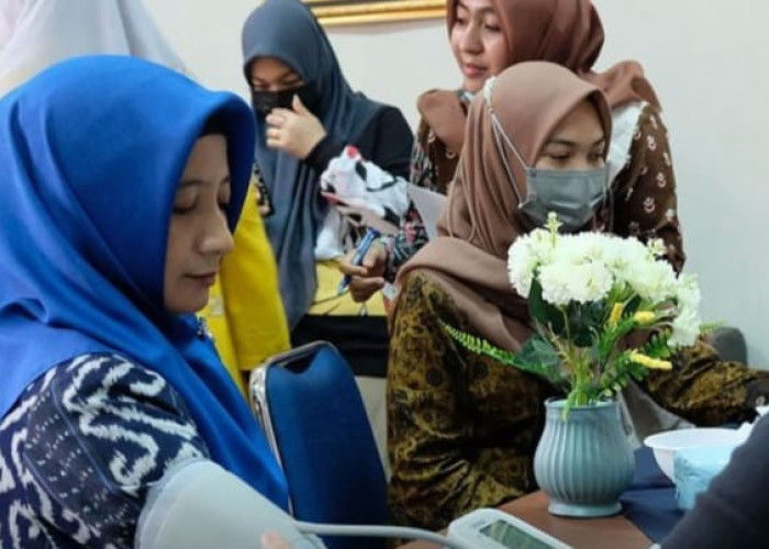 Anggota Paguyuban Dharmawanita BWS Sumatera VI Hadiri Kegiatan Pemeriksaan Kesehatan