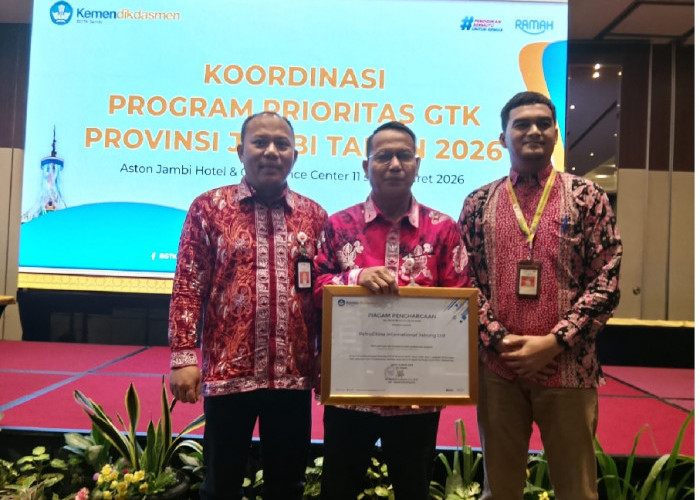 Dukung Dunia Pendidikan, SKK Migas PetroChina Terima Penghargaan dari BGTK Kemendikdasmen RI Jambi