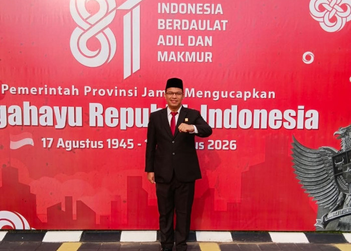 Kanwil Kemenkum Jambi Hadiri Upacara Penurunan Bendera HUT ke-81 Kemerdekaan RI 