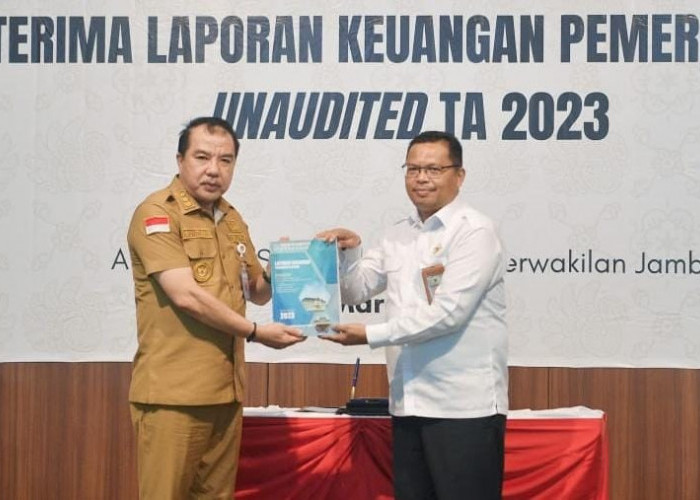 Pj Bupati Merangin Serahkan LKPD Unaudited 2023 ke BPK