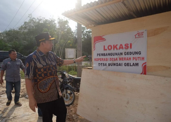 Bupati Muaro Jambi Tinjau Pembangunan Koperasi Merah Putih, Apresiasi Sinergi TNI dan Pemerintah Daerah