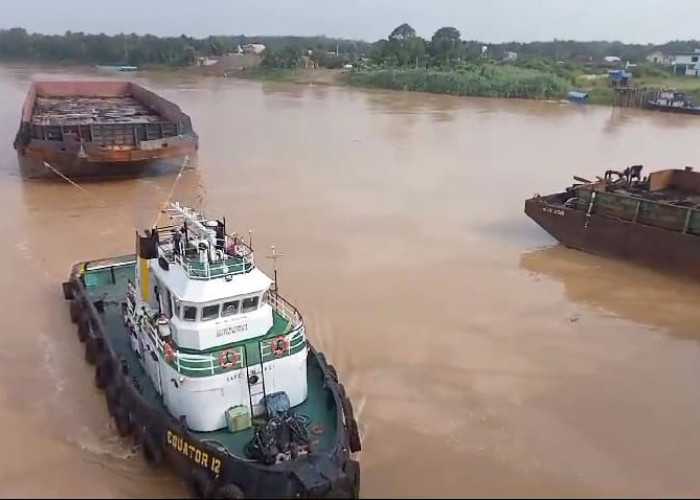 Kapal Tongkang kembali Tabrak Tiang Jembatan Aurduri I, Dua Nahkoda Diamankan