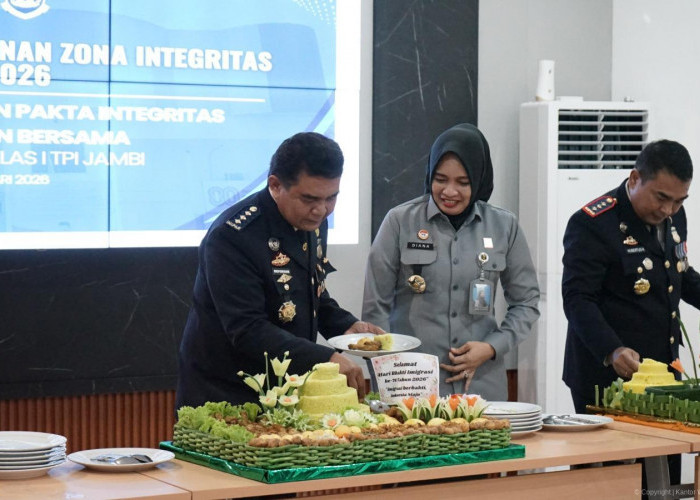 Kadiv Yankum Kanwil Kemenkum Jambi Hadiri Syukuran Peringatan Hari Bakti Imigrasi (HBI) ke-76 Tahun 2026