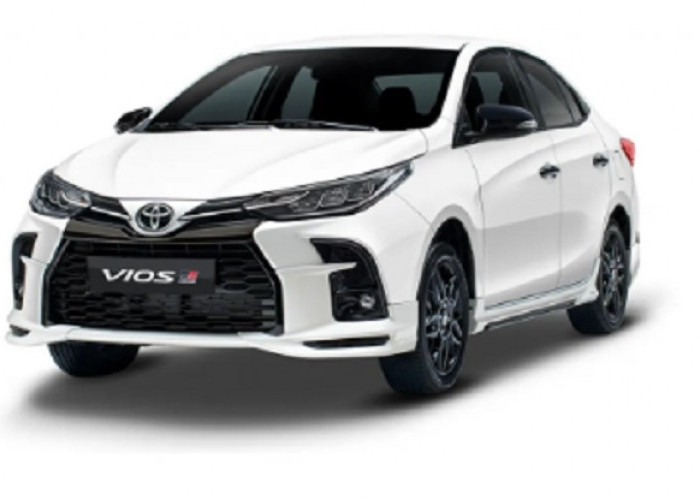 Toyota Vios Bekas vs Toyota Corolla Altis Bekas, Sedan Mana yang Lebih Nyaman untuk Harian?