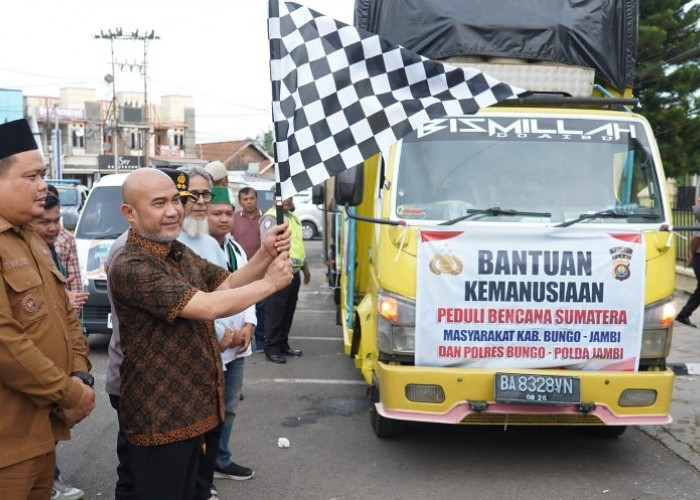 Dedy Putra Lepas Pengiriman Bantuan Kemanusiaan untuk Korban Bencana Sumatera