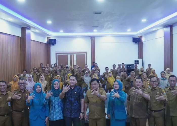 Bupati M. Syukur Buka Kegiatan STBM 5 Pilar dan Tegaskan Masalah Kesehatan Tanggung Jawab Bersama