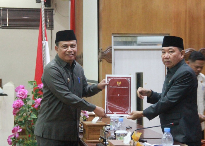 Sinergi Eksekutif–Legislatif Menguat, Wabup Katamso Hadiri Rapat Paripurna Keempat DPRD
