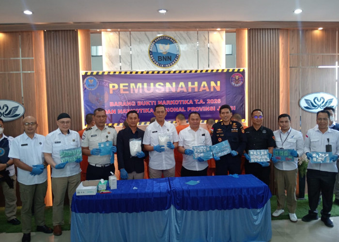 BNNP Jambi Musnahkan 2 Kilogram Sabu dan Ratusan Butir Ekstasi