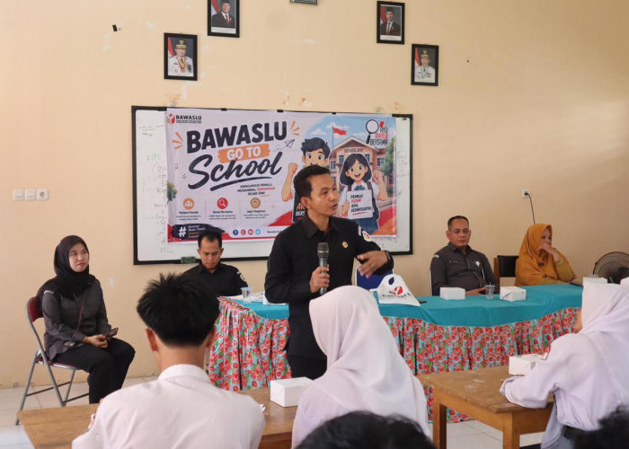 Bekali Pemilih Pemula, Bawaslu Batang Hari Gelar Program Bawaslu Go To School