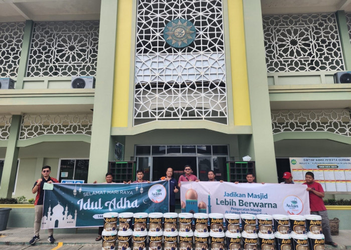 Teladani Nilai- Nilai Berqurban, Avian Brands Inisiasi Percantik Puluhan Masjid di Indonesia