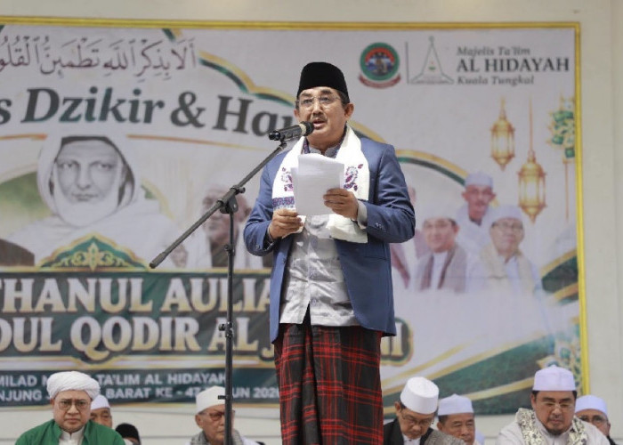 Bupati Anwar Sadat Ajak Generasi Muda Perkuat Ilmu dan Akhlak pada Haul Akbar Syekh Abdul Qadir Al-Jailani