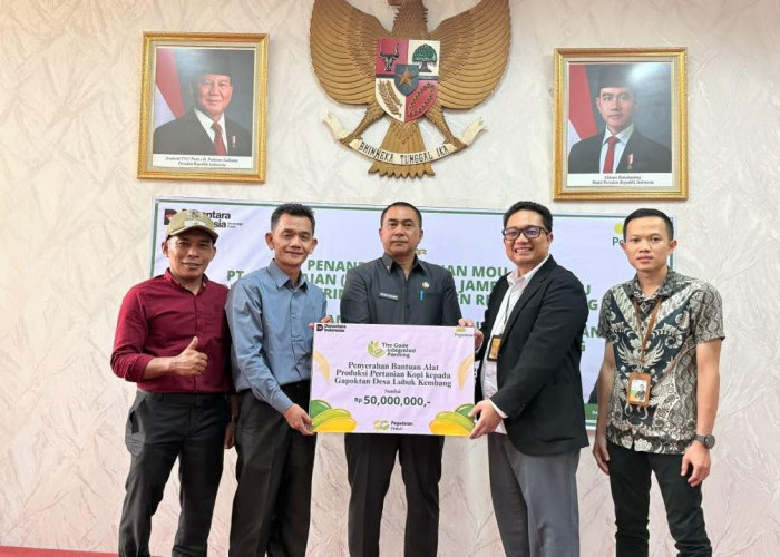 Pegadaian Kanwil III Palembang Salurkan Bantuan Alat Pertanian Kopi Rp50 Juta Untuk Gapoktan Curup