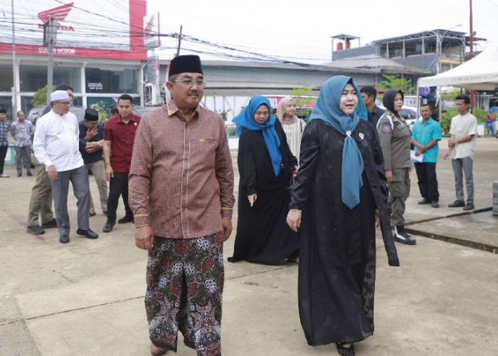 Bupati- Ketua TP PKK Tanjab Barat Resmikan Rumah DILAN Madani, Dorong Pendidikan dan Keterampilan Masyarakat