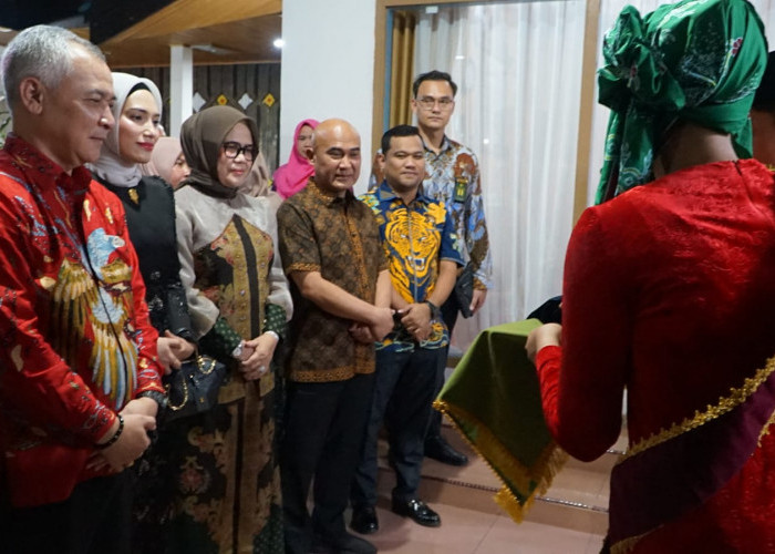 Bupati Dedy Putra jamu Makan Malam Kajari Bungo yang Baru di Rumah Dinas