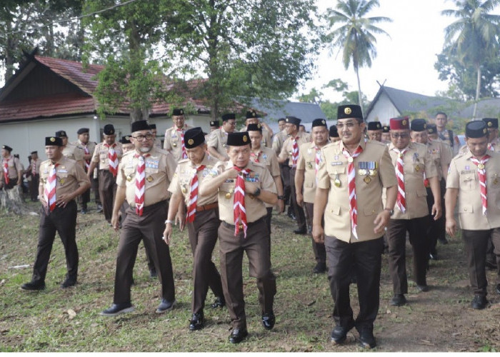 Bupati Anwar Sadat Apresiasi dan Semangati 48 Anggota Kontingen Kwarcab Tanjabbar