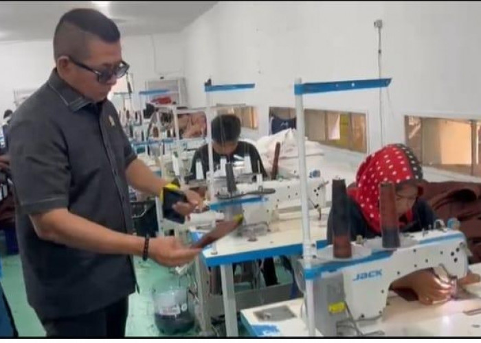 DPRD Dorong Pemkab Bungo Gunakan Penjahit Lokal untuk Program Seragam Sekolah Gratis