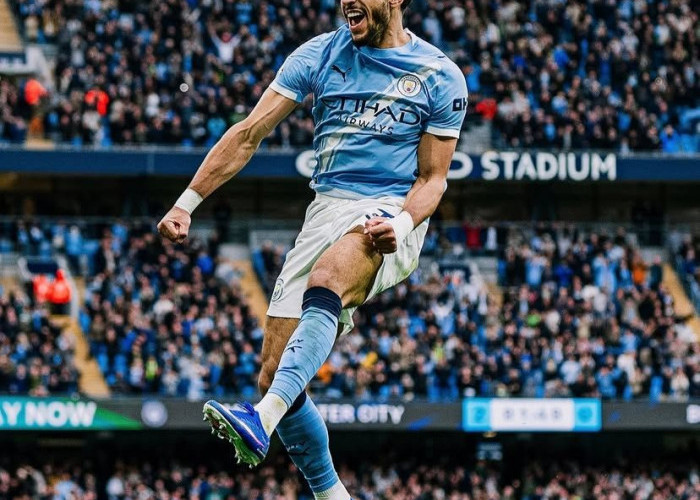 Gebuk Brentford 3-0, Manchester City Tempel Ketat Arsenal di Papan Klasemen