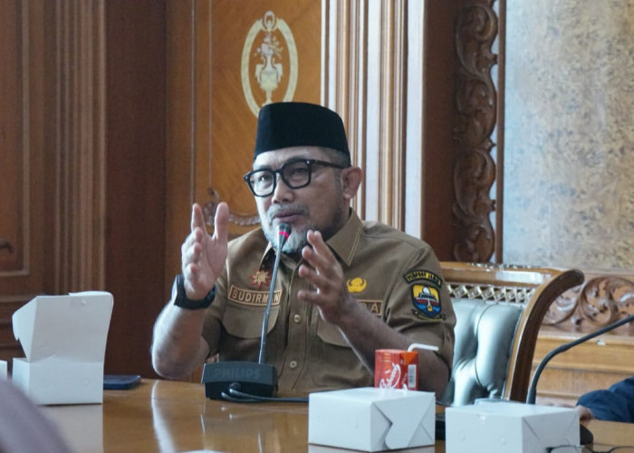 Perkuat Sinergitas Statistik, Diskominfo dan Bappeda Tanda Tangani Komitmen Bersama BPS Provinsi Jambi