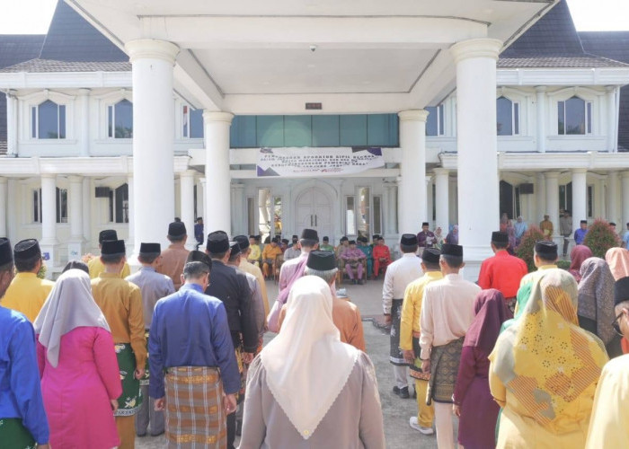 Bupati Anwar Sadat Kukuhkan PNS, PPPK, dan PPPK Paruh Waktu, Tegaskan Komitmen Reformasi Birokrasi