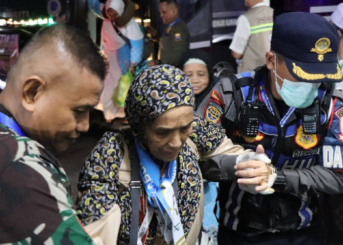 Tiga Jemaah Wafat di Arab Saudi, 442 Haji Kloter BTH 19 Jambi Tiba dengan Selamat
