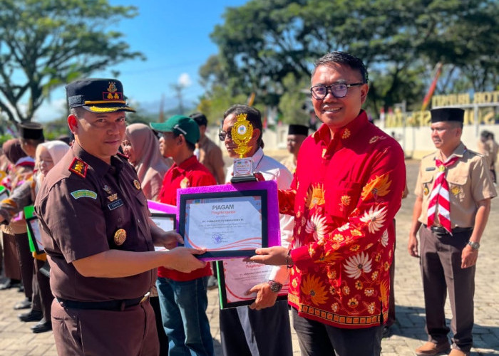 Wujud Peduli Lingkungan, PTPN IV REGIONAL IV Kebun Solok Selatan Raih Penghargaan.