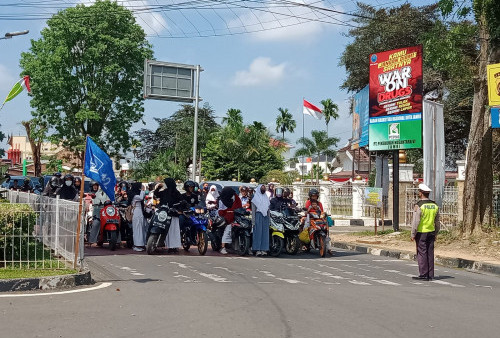 Detik-detik Kemerdekaan RI Aktivitas di Jalan Raya Kota Jambi Berhenti 3 Menit