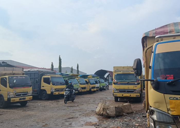 Warga Tolak Angkutan Truk Batu Bara Melintas di Talang Gulo,  Sudah 4 Hari Sopir Tertahan