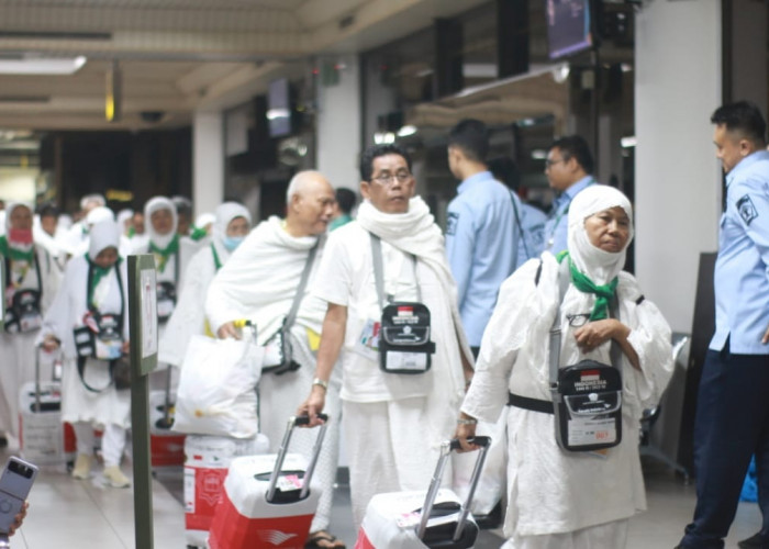 Kloter Haji Terakhir Provinsi Jambi, JCH Kloter BTH 34 Sudah Diterbangkan Menuju Jeddah