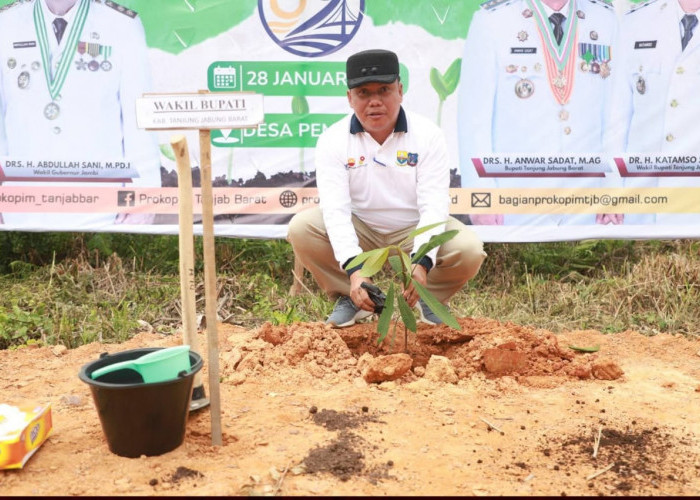Wabup Katamso Pimpin Aksi Tanam Pohon Serentak